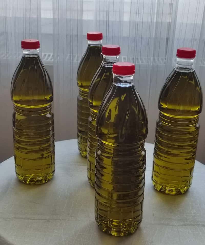 روغن زیتون اصل طارم با عطر طبیعی زیتون